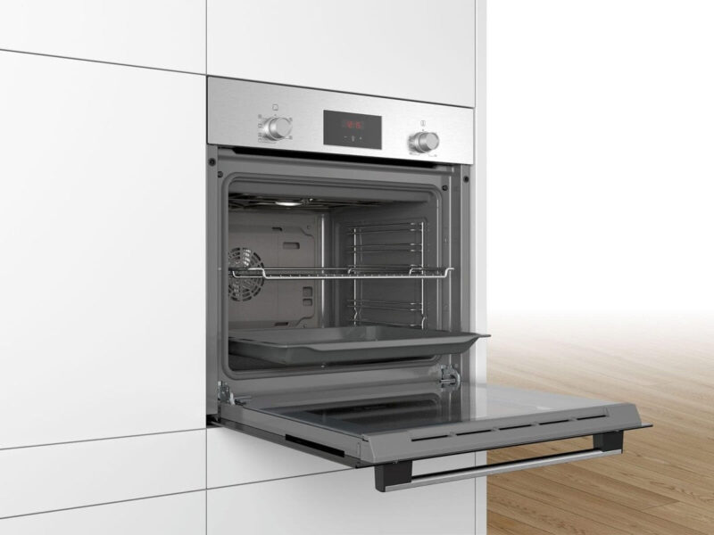 Bosch HBF133BR0 Serie 2 Einbau - Backofen, 60 x 60 cm, EcoClean Direct Reinigungshilfe, 3D Heißluft Backen auf 3 Ebenen, LED - Display, Schnellaufheizung, Kindersicherung, Schwarz, Updated - 4242005047369